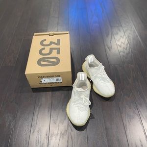 Yeezy Boost 350 V2